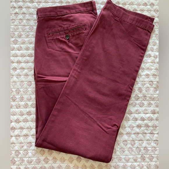 Banana Republic Emerson Fit Burgundy Khakis - 34x34 - Picture 3 of 4